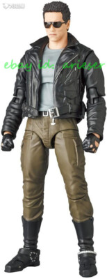 Medicom Toy Mafex No.176 T-800 The Terminator Action Figure