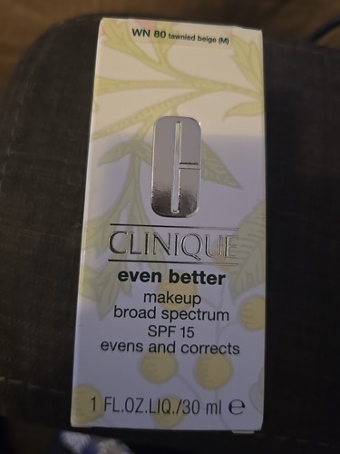 Clinique Even Better Makeup SPF 15 Evens & Corrects - WN 80 TAWNIED BEIGE - NEW