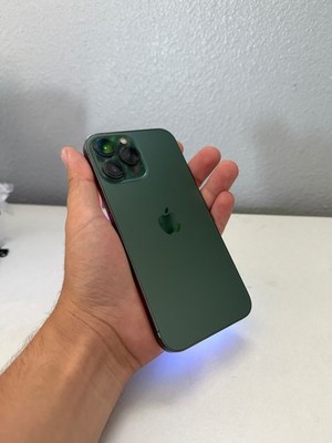 Apple iPhone 13 Pro Max - 128 GB - Alpine Green (Unlocked)