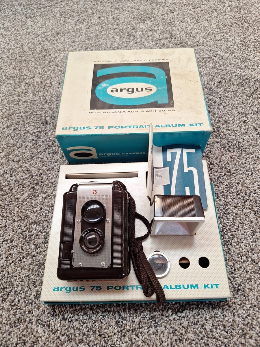 Argus 75 Seventy-Five Waist Finder Twin Lens Reflex Camera And Partial Kit  Parts
