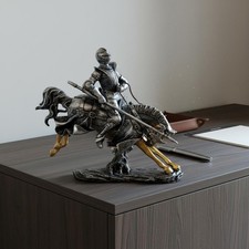 Pancerny rycerz na koniu Statua Kreatywny prezent dla kolekcjonerów, Biznes