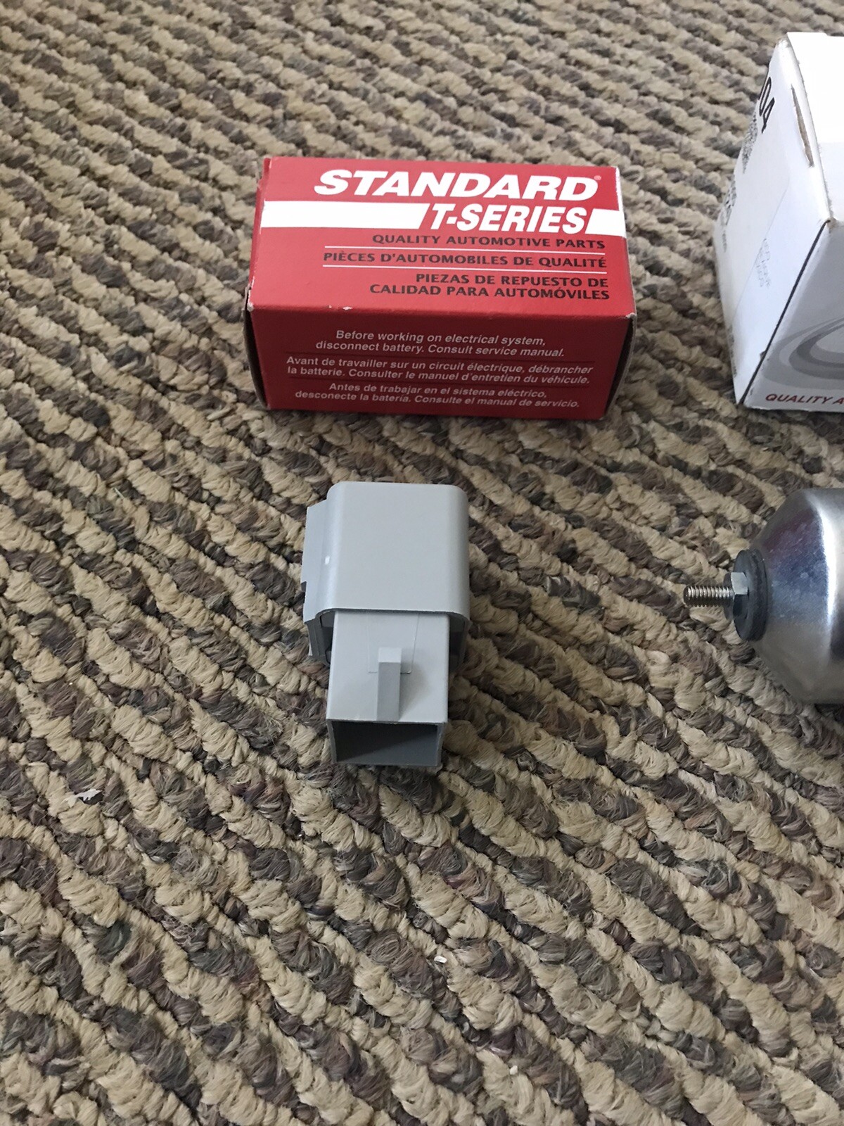 8793 Ford Mustang Fuel Pump Computer Relays Oil Pressure Sending Unit