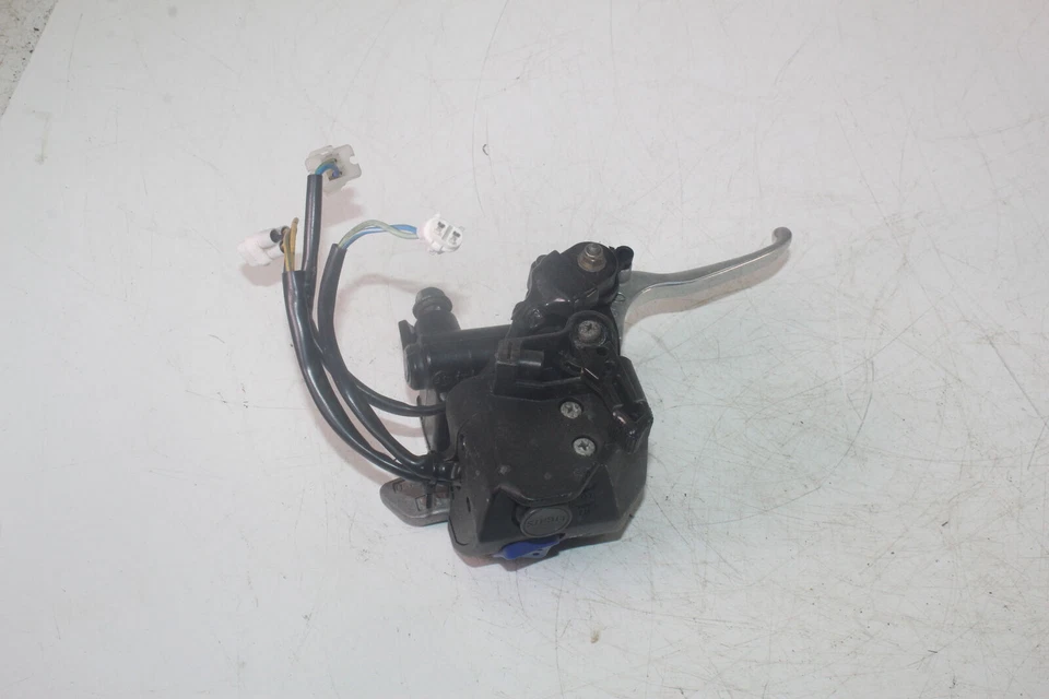 Yamaha Rs Rage RSG90 2005 cilindro maestro de freno con palanca 8cr-83912-00-00 Foto 3 de 4