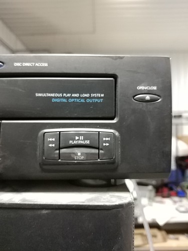 RCA RP-8070D 5-Disc CD Changer - Picture 5 of 9