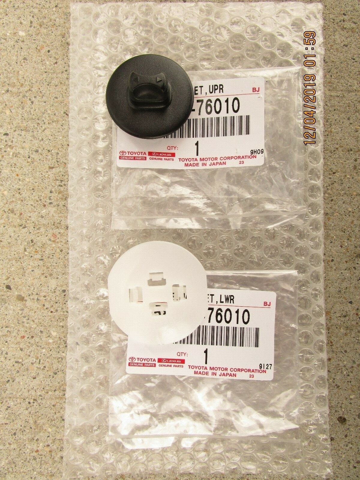 13 15 TOYOTA LAND CRUISER FLOOR MAT RETENTION CLIP CARPET CLIP OEM