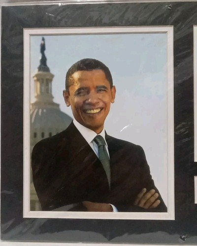 President Barack Obama Autographed Signed Photographs - Picture 2 of 4