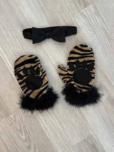 Halloween Cat Accessories Black Bow Tie & Print Mittens Adult Size
