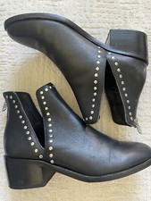 Steve Madden Womens Conspire Ankle Boots Cutout Black Leather Silver Studs 6 W