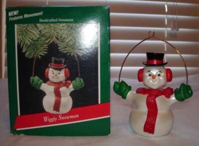 HALLMARK 1989 WIGGLY SNOWMAN CHRISTMAS ORNAMENT MIB