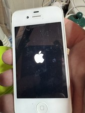 Apple iPhone 4 WHITE SEVERAL ISSUES BROKEN NO SIMM ON THIS MODEL