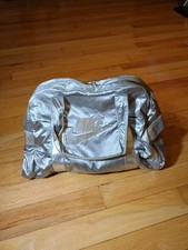 Nike Gym/Tote/Carryall/Duffle/Yoga/Studio Bag. Metallic Silver/Gray. Pockets 