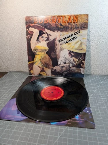Bob Dylan - Knocked Out Loaded - Vinyl LP - 1986 - First Pitman Pressing VG+/VG+