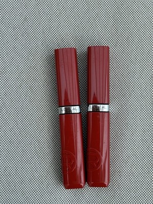 L'OREAL INFAILLIBLE MATTE RESISTANCE LIQUID LIPSTICK 2 x 415 Red Bisou Sealed