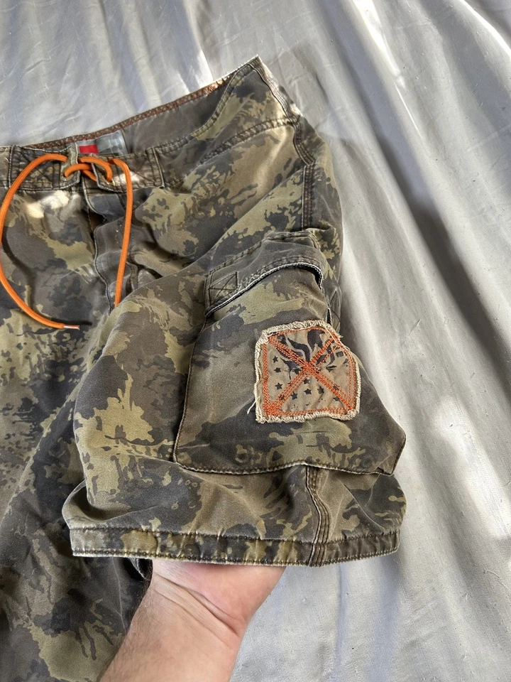 Pantalones Cortos De Colección Mossimo Para Hombres 32 Verde Camuflaje Desteñido Y2K Carga Utilidad Natación  Foto 2 de 4