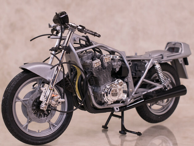 Tamiya 1/12 Scale Suzuki GSX1100S Katana [ 刀 ] Bike Model Kit
