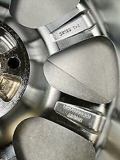OEM Maserati 4.2 18" Chrome 7 Spoke Wheel - 36S01