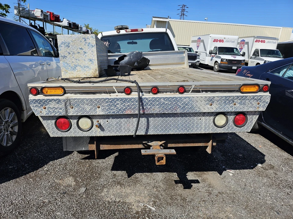 Used Front Left Door Window Regulator Front fits: 2000 Chevrolet Silverado 2500 - Image 2 of 4