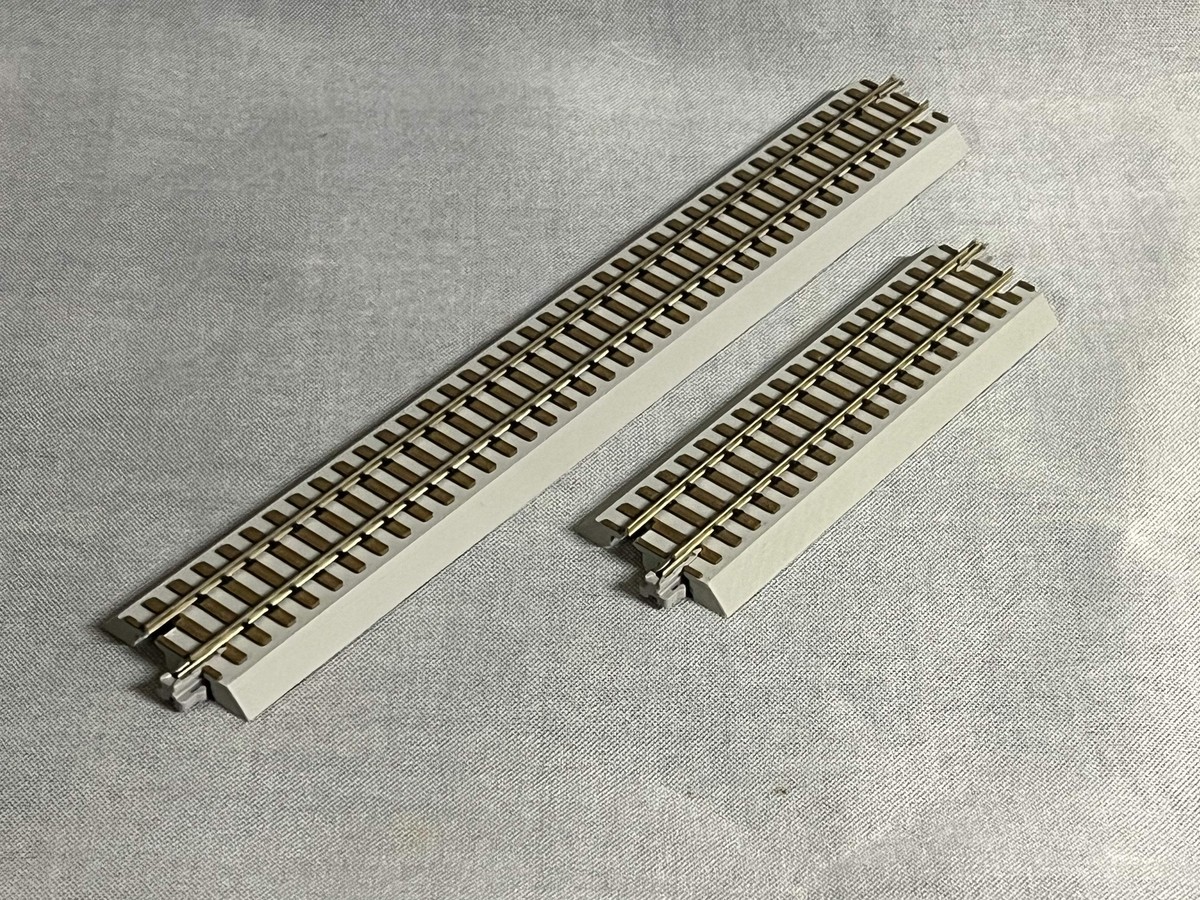 Mainline Railworks HOn3 Sectional Straight Track - Blackstone