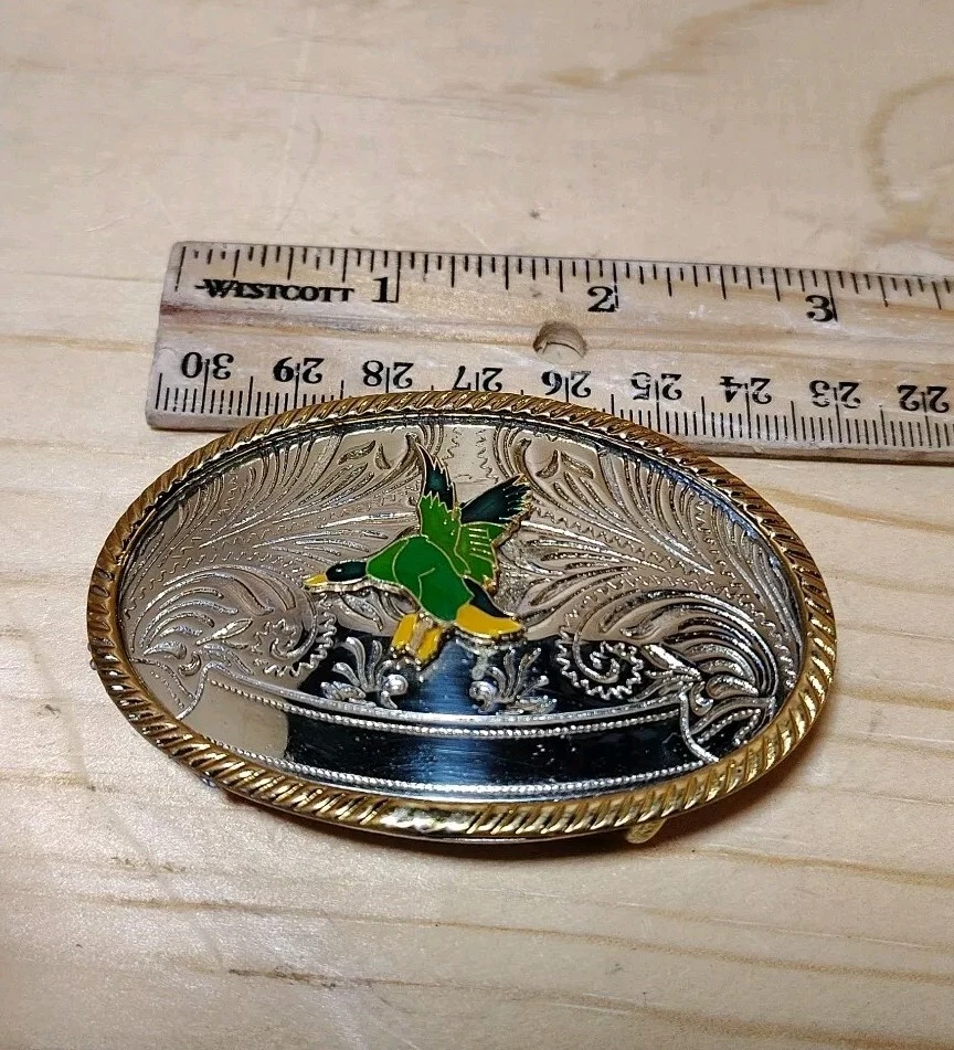 Hebilla de cinturón de plata alemana de pato volador vintage Foto 3 de 4