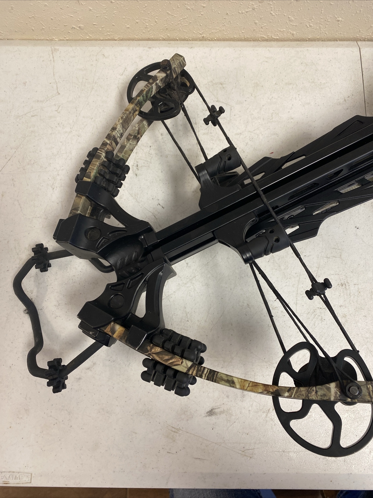 Center Point Archery Patriot 415 compound Crossbow with Scope eBay