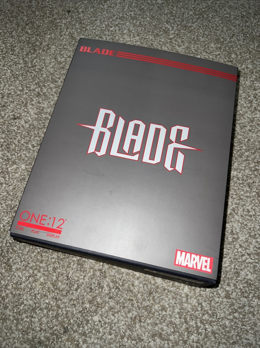 Mezco One:12 Collective Blade 6-Inch Marvel Figure