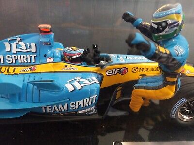 RENAULT R25 F1 1:18 HOT WHEELS 2005 Constructors' Champion RENAULT R25 F1 1:18 HOT WHEELS 2005 Constructors' Champion