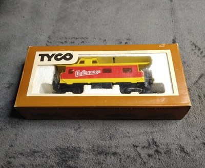 Vintage TYCO HO #327-15B 40' CHATTANOOGA Caboose - Original Box