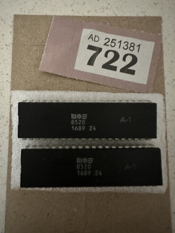 Commodore Amiga 500+Pair Of 8520  Rev 1 CIA Chips  A500, A500+, A1500&A2000.