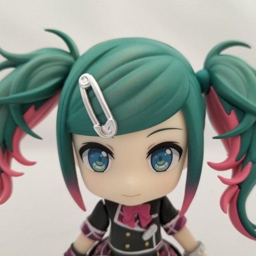 Good Smile Company Nendoroid 2193 Hatsune Miku Classroom World Ver. - Picture 3 of 17