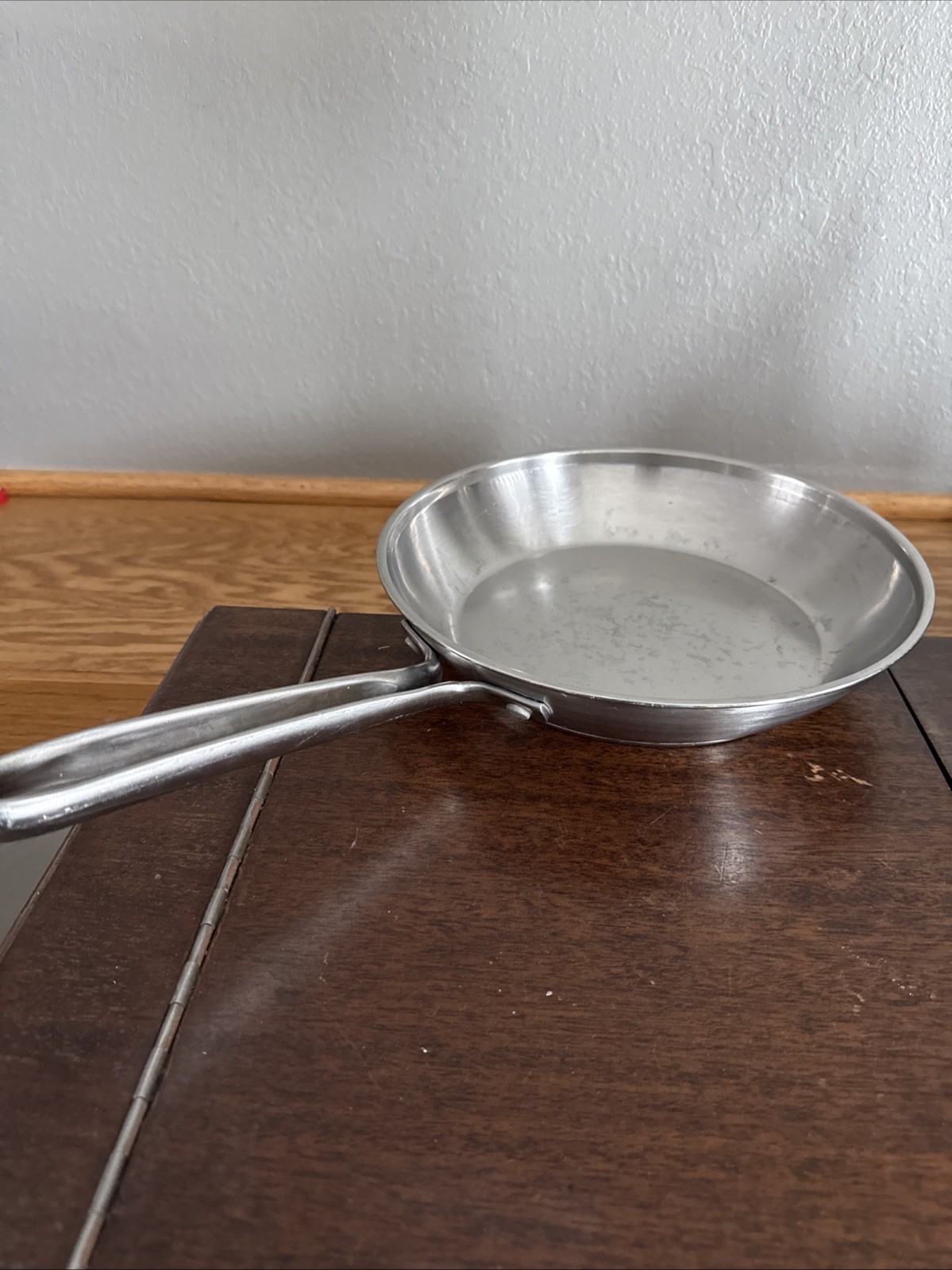 Simply Calphalon Stainless Steel 1390 10 inch Skillet Fry Saute Pan