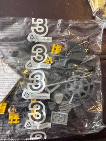 3 Lego sets most not opened 2 Minecraft 1 super heroes 21120, 76034, 21134