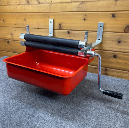 14" Italian Wall Mount Manual Chamois Towel Wringer Squeezer with Basin Sink Tub