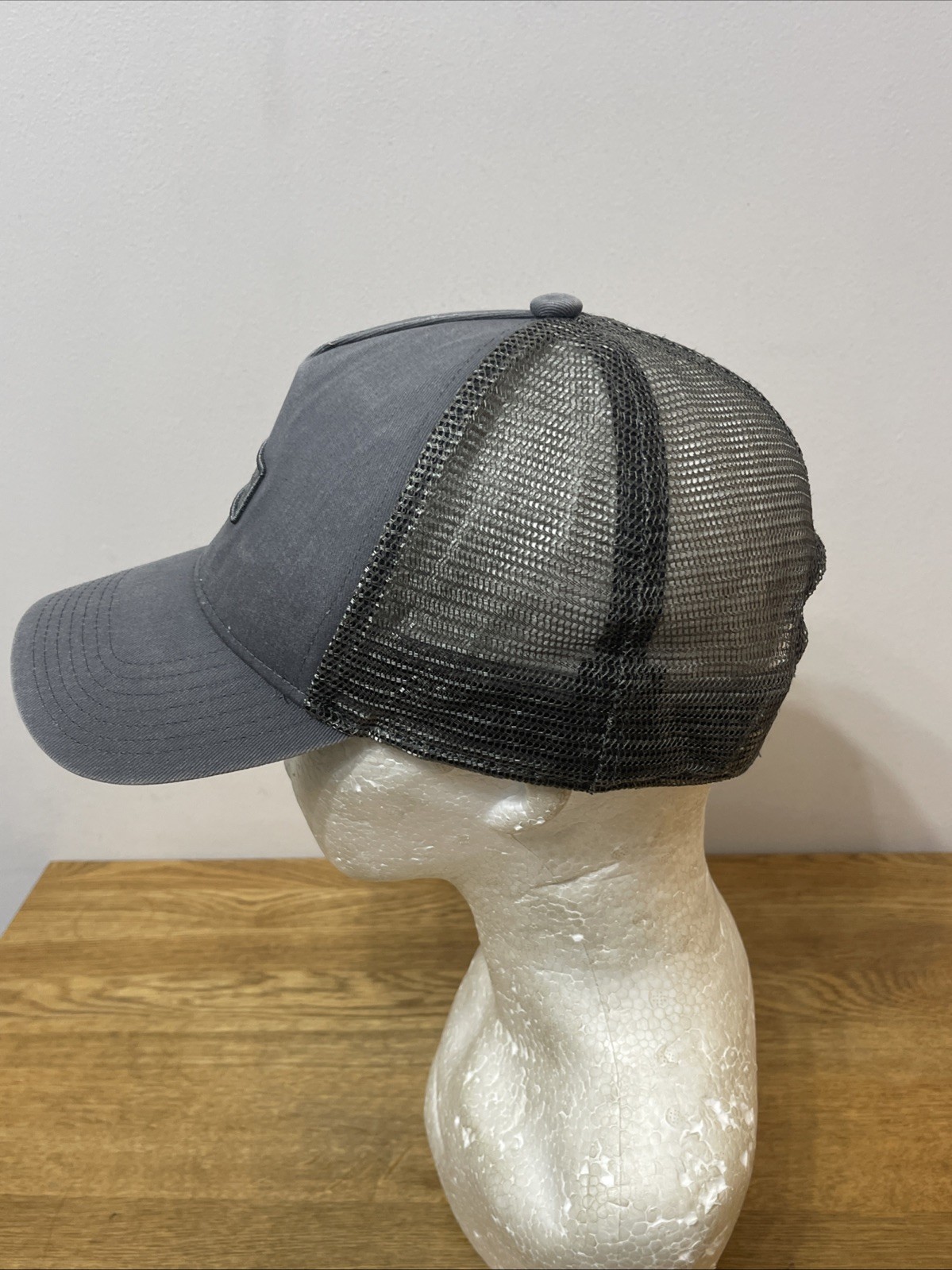 Christian Rose men's grey snapback cap - one size image 4