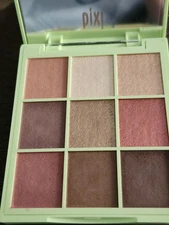 Pixi by Petra Eye Effects Shadow Palette ~Rosette Ray~ 0.4 Oz