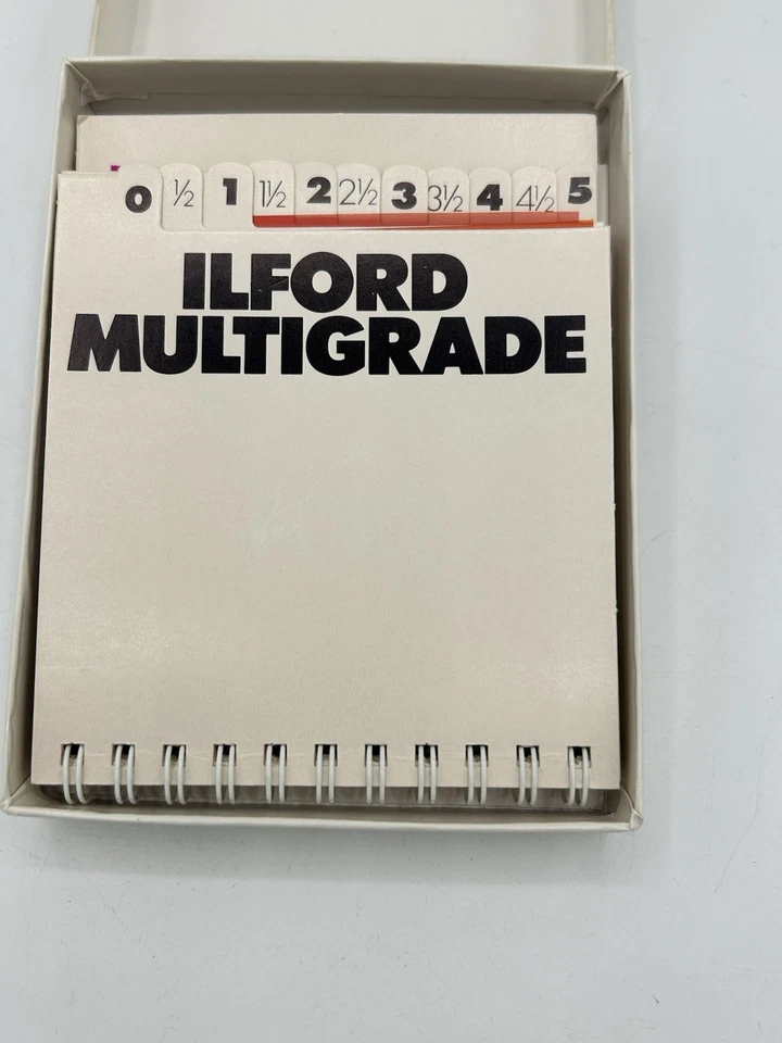 Ilford Multigrade Filters Set of 12 3.5 x 3.5 Inches (8.9 x 8.9 Cm) Preowned #c4 - Image 2 of 4
