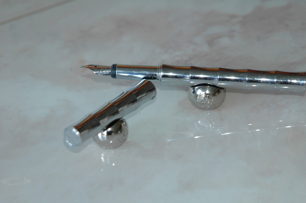 Stylo De Prestige Cerruti 1881 Référence E454 - Occasion (plume, Bille Ou Roller)