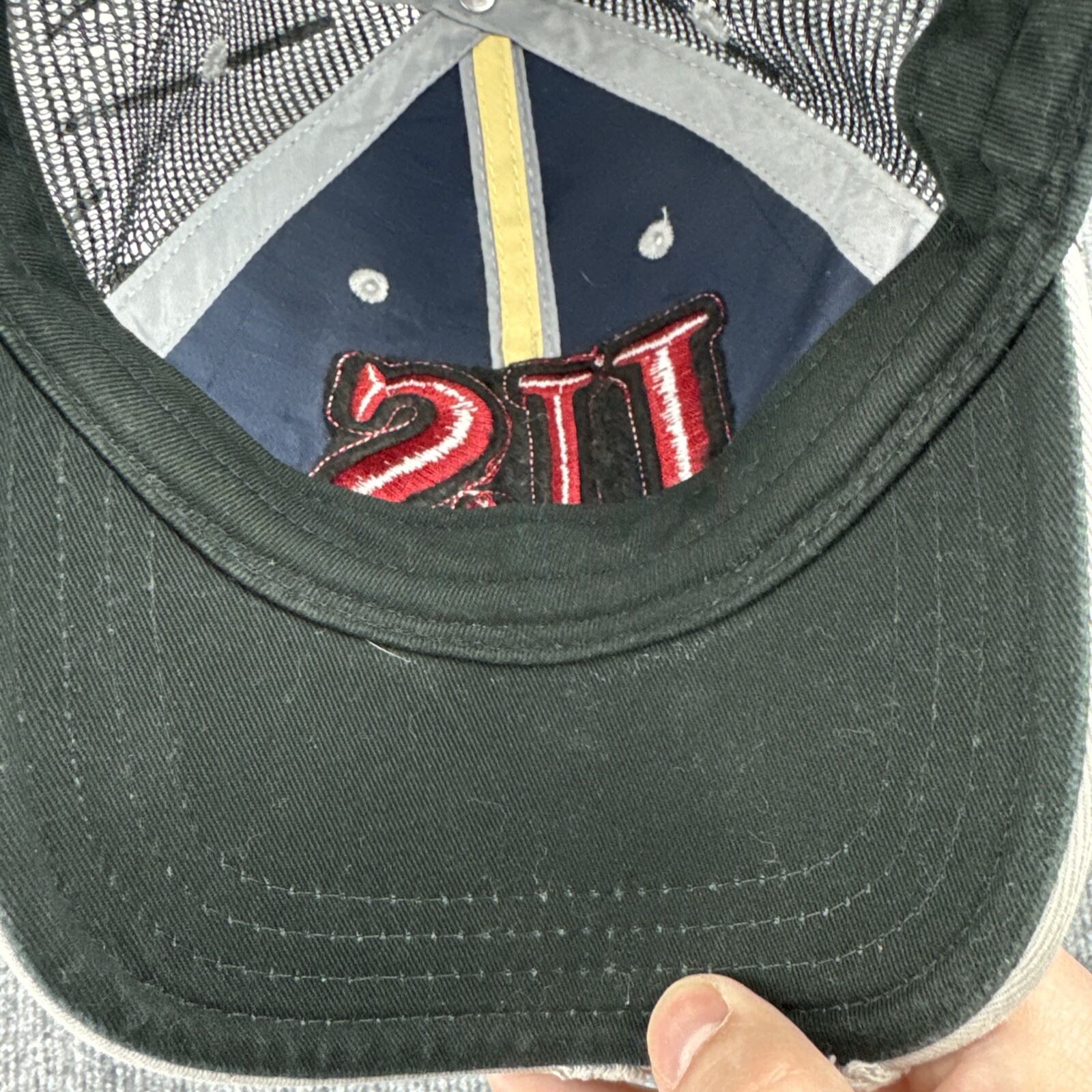 Universal Studios SnapBack Hat Cap Men Mesh Truck… - image 7