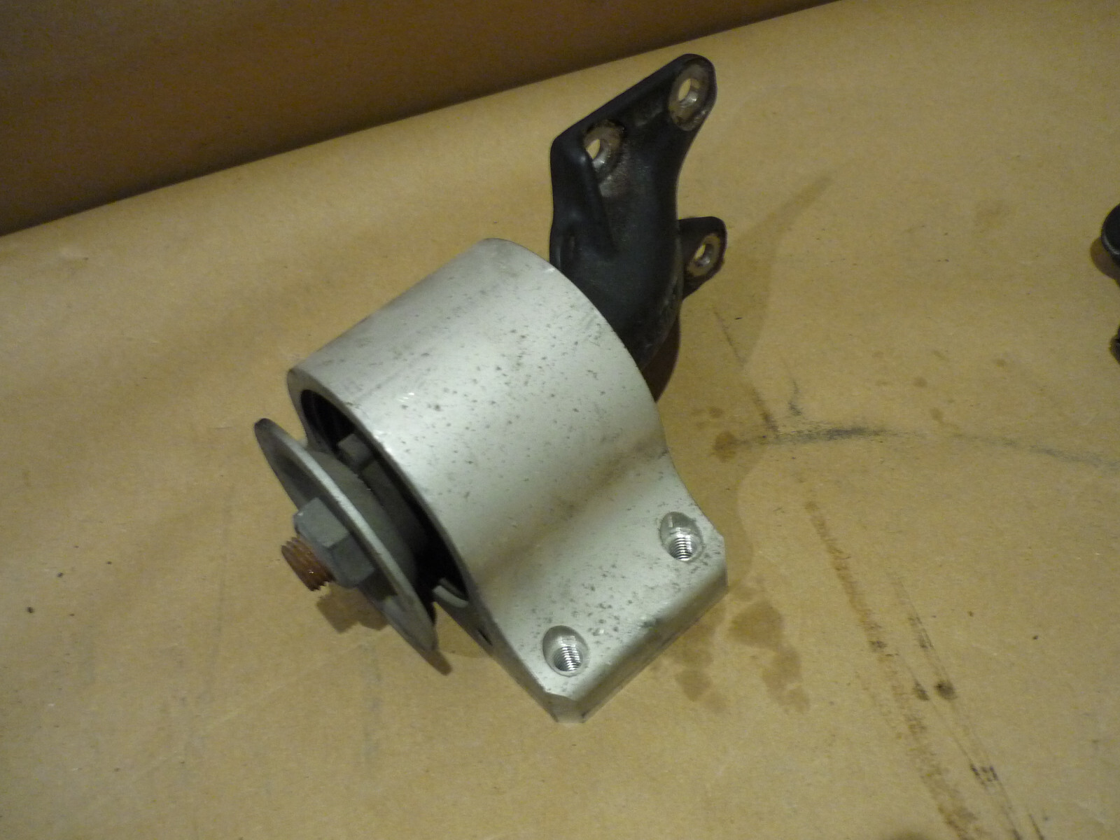 Ferrari California  - Gearbox Pad Support With Front Strut-  P/N 239753 - 235647