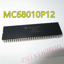 1PCS MC68010P12 DIP-64 #98/7
