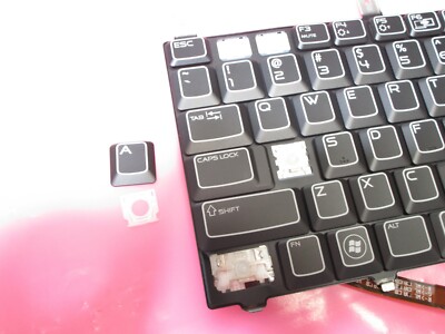 SINGLE KEY+CLIP for Dell Alienware M17xR2 from DPN# 8WK6F Model NSK-D8C01