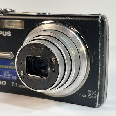 Olympus Stylus FE-240 7MP Digital Camera - Black- W/ Battery NO