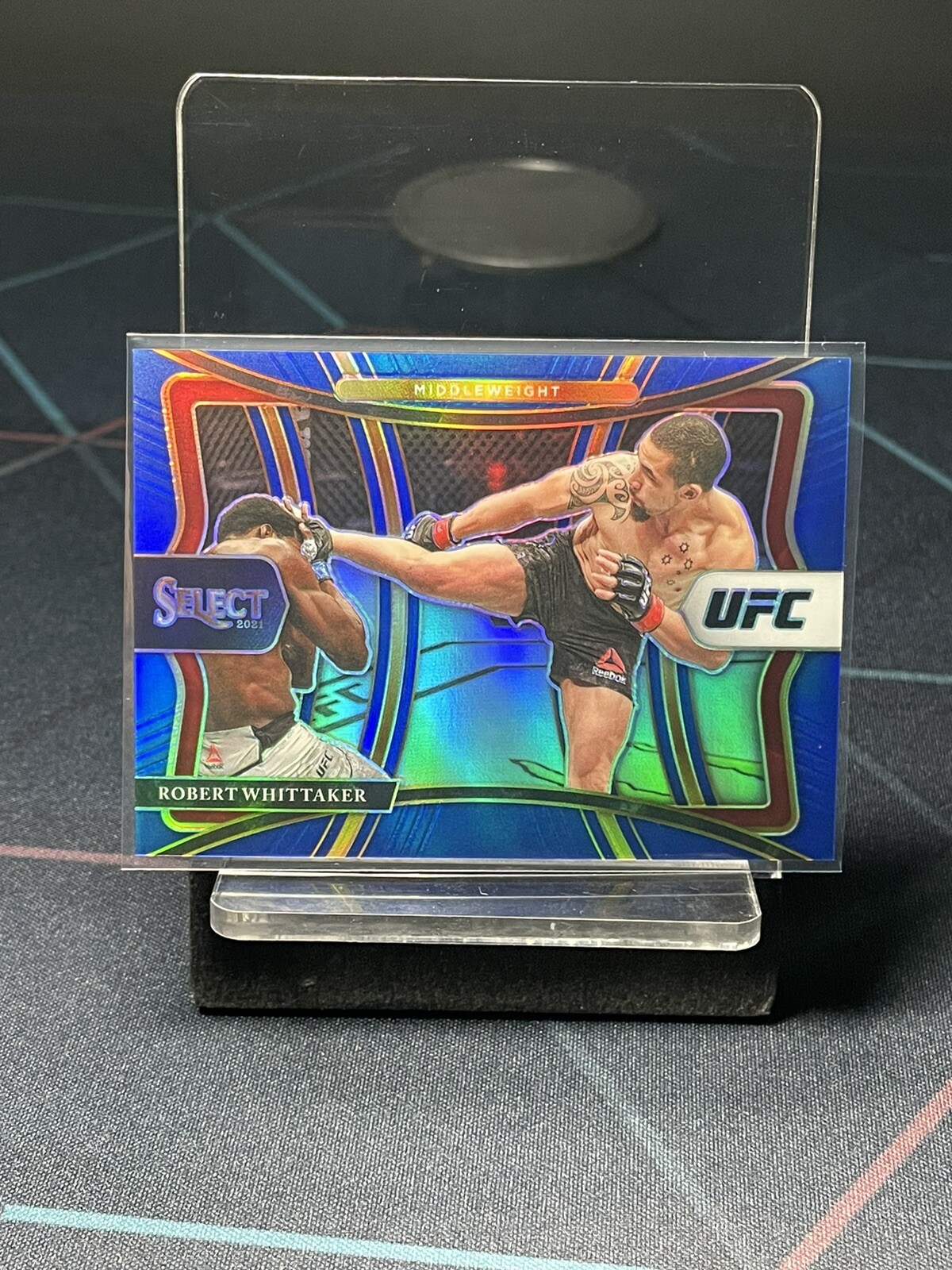 2021 Panini Select UFC Robert Whittaker /49 Blue Prizm Premier Level #107