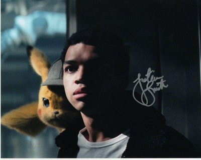 JUSTICE SMITH - SIGNED AUTOGRAPHED 8x10 PHOTO - POKEMON DETECTIVE PIKACHU 2