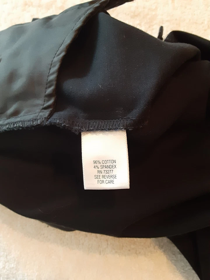 Bermudas Dana Buchman Signature -- Talla 10/Negro Foto 4 de 4