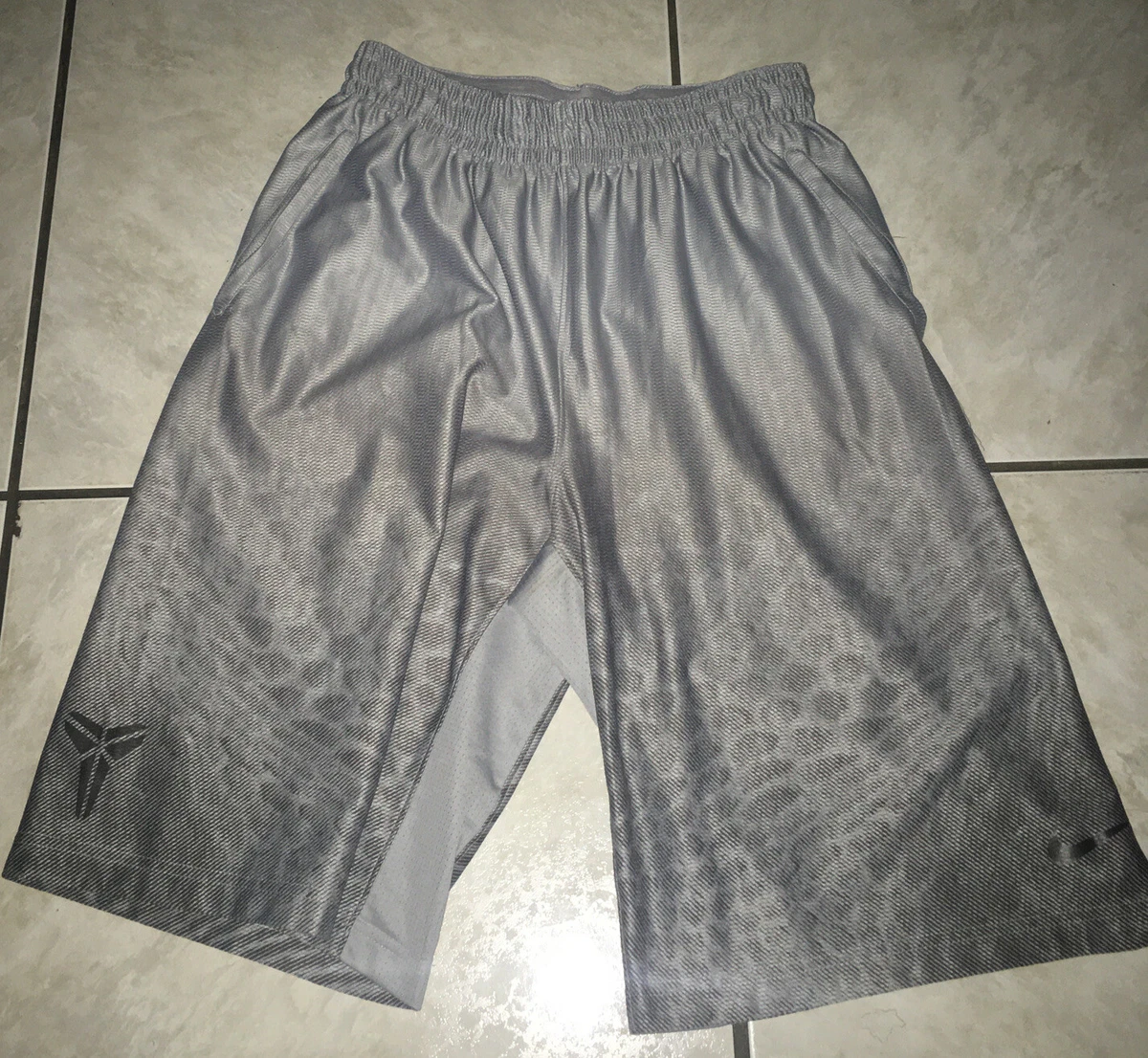 Nike X Kobe Bryant X Black Mamba Mens Shorts Sz Medium Gray used