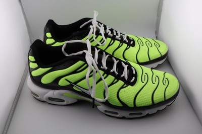 Nike Air Max Plus TN Sneakers Mens Size 13 Neon Green Black CV8838-300 Shoes