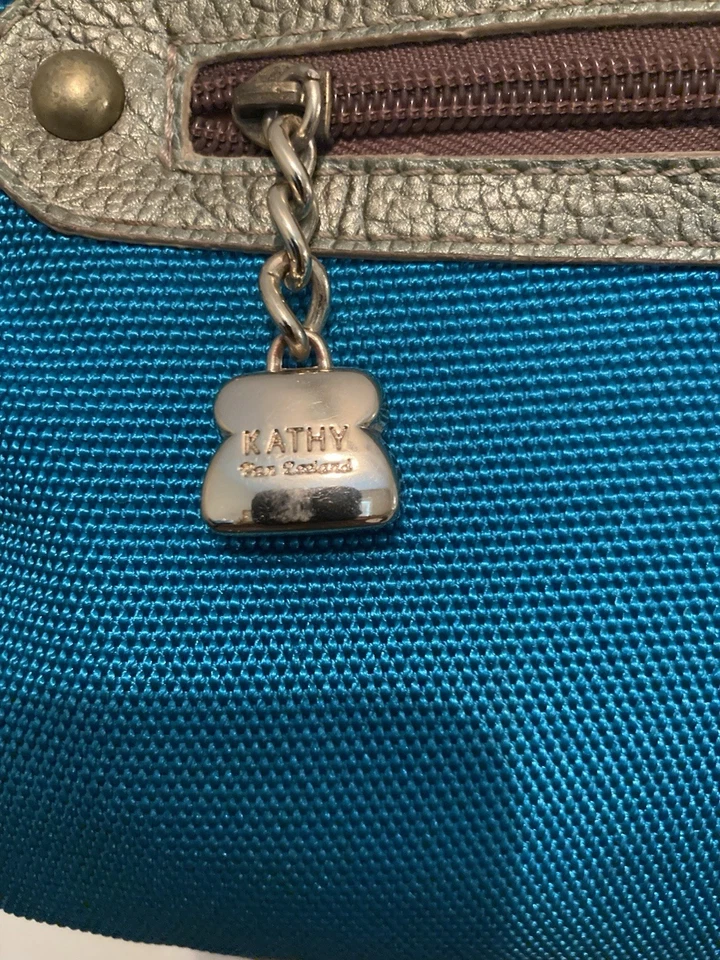 Kathy Van Zeeland Bag Teal Blue Beautiful! Great Condition - Image 4 of 4