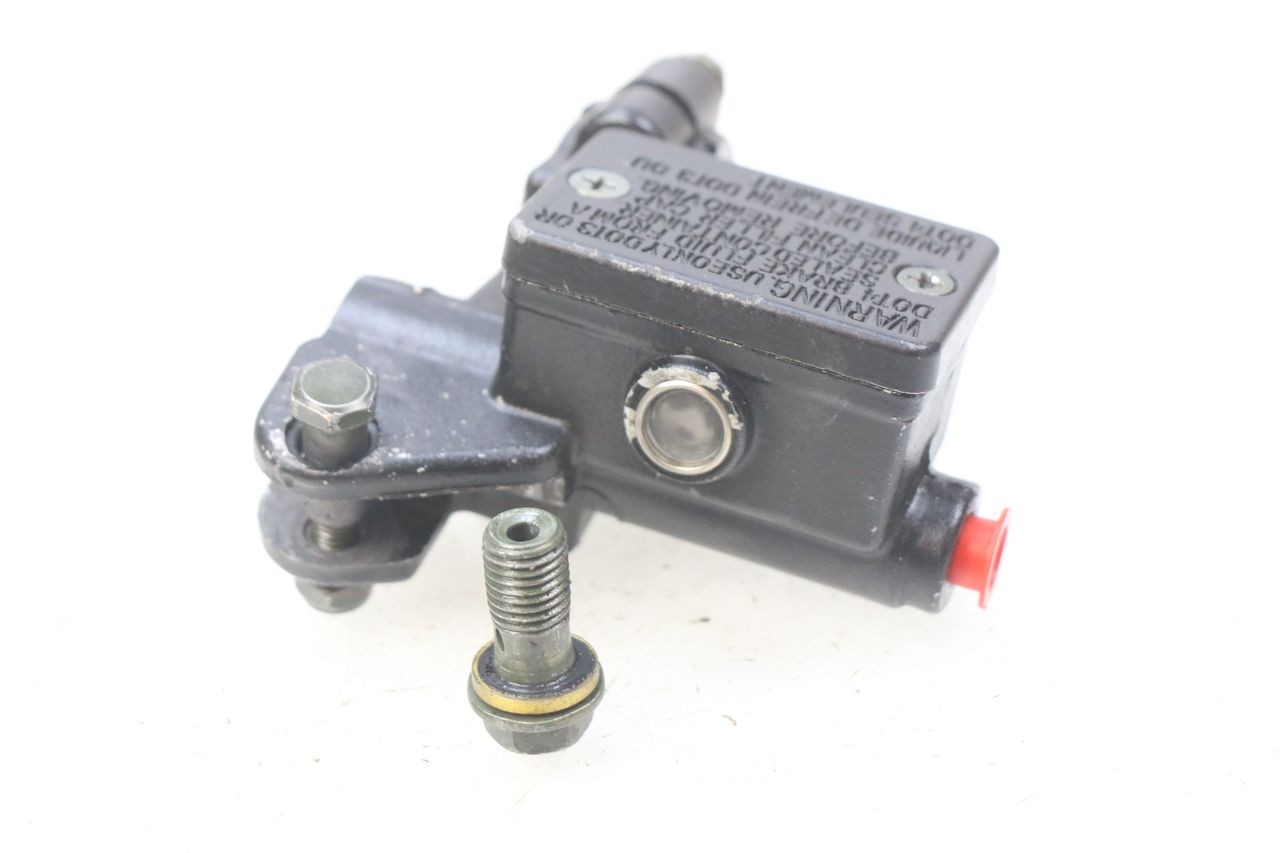 CILINDRO MAESTRO DELANTERO - APOLLO RFZ 125