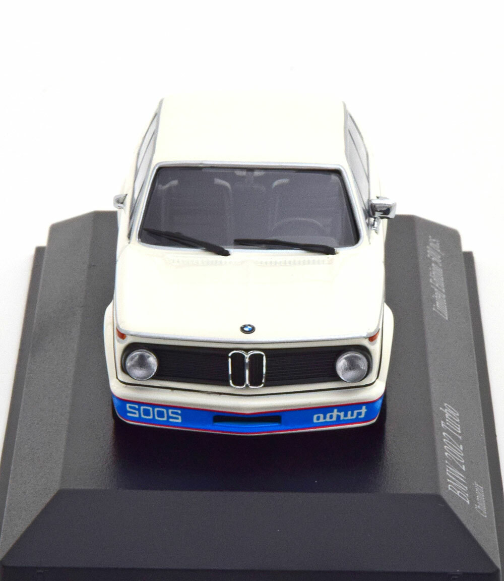 MINICHAMPS BMW 2002 turbo ホワイト s-l1200.jpg
