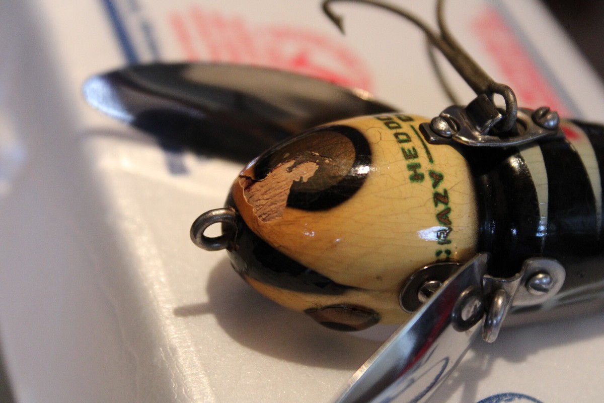 Heddon Crazy Crawler 2100 BWH Raised Zinc Eye Version Heddon Crazy Crawler 2100 BWH Raised Zinc Eye Version